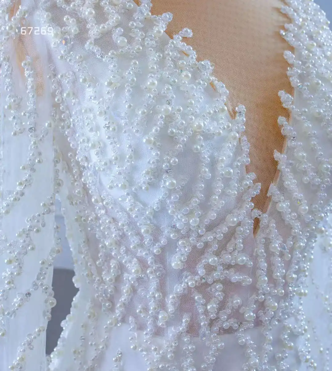 

Irregular Fit and Flare Sheer Neck Full Sleeve Beading Pearls Wedding Dress Africain Mairmaid Bridal Dress with Sleeves