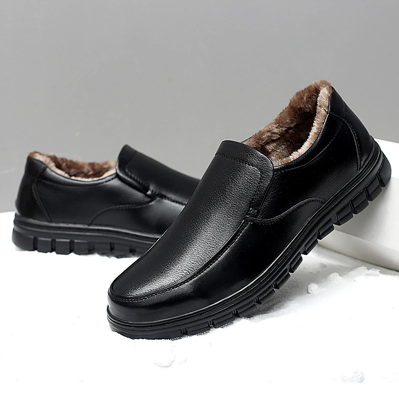 Новинка Мужская кожаная обувь Модные лоферы из натуральной кожи Дышащая