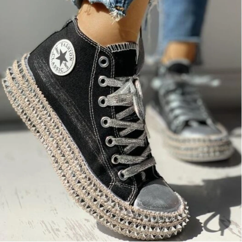 

Woman Spring Leopard print Canvas Fashion Sneakers Rhinestone sequin flat Wild women's shoes Youth casual shoes Plus Size 43