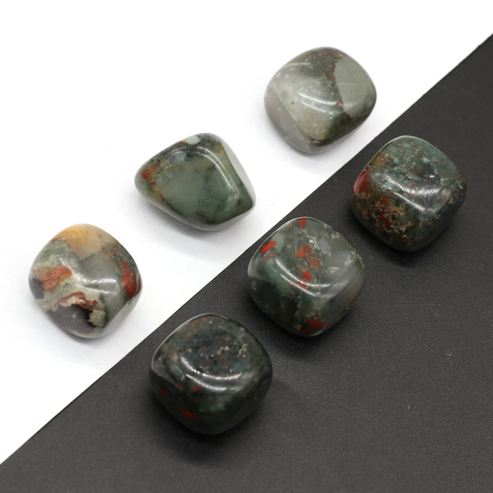 

Natural African Bloodstone Semi-precious Stones Irregular Shape Exquisite Stone Decoration Gift Accessories