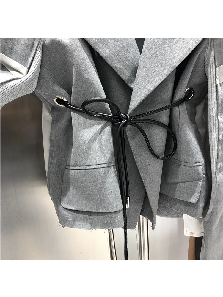 

Heavy craftsmanship contrast color stitching thread drawstring waist suit collar short coat ladies autumn new style personality