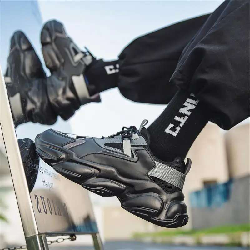 

2021 New Running Shoes for Men Thick Sole Sneakers Breathable Wear-Resisting Jogging Shoes Height Increasing Old Dad Sneakers