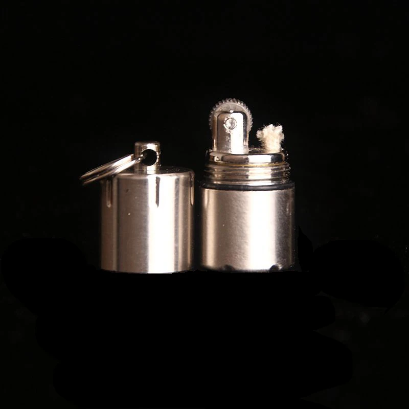 Мини керосиновая зажигалка, бензиновая зажигалка, капсула, завышенная цепочка для ключей, шлифовальный круг, зажигалка, бензиновая зажигалка, инструменты для улицы