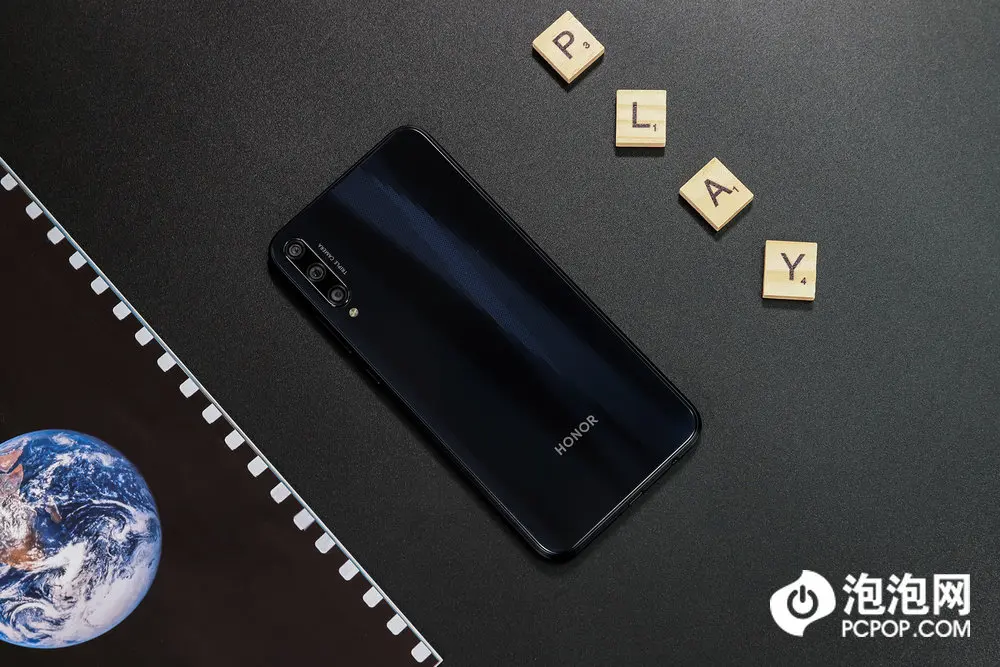 Стоковые Honor Play 3 сотовые телефоны Kirin 710F Восьмиядерный 6,3" ips 1560X720 6 ГБ ОЗУ 64 Гб ПЗУ 9,0 МП GPU TURBO Android смартфон