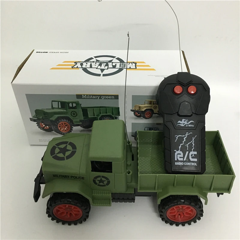 2 канальная модель военного грузовика с дистанционным управлением 1:24
