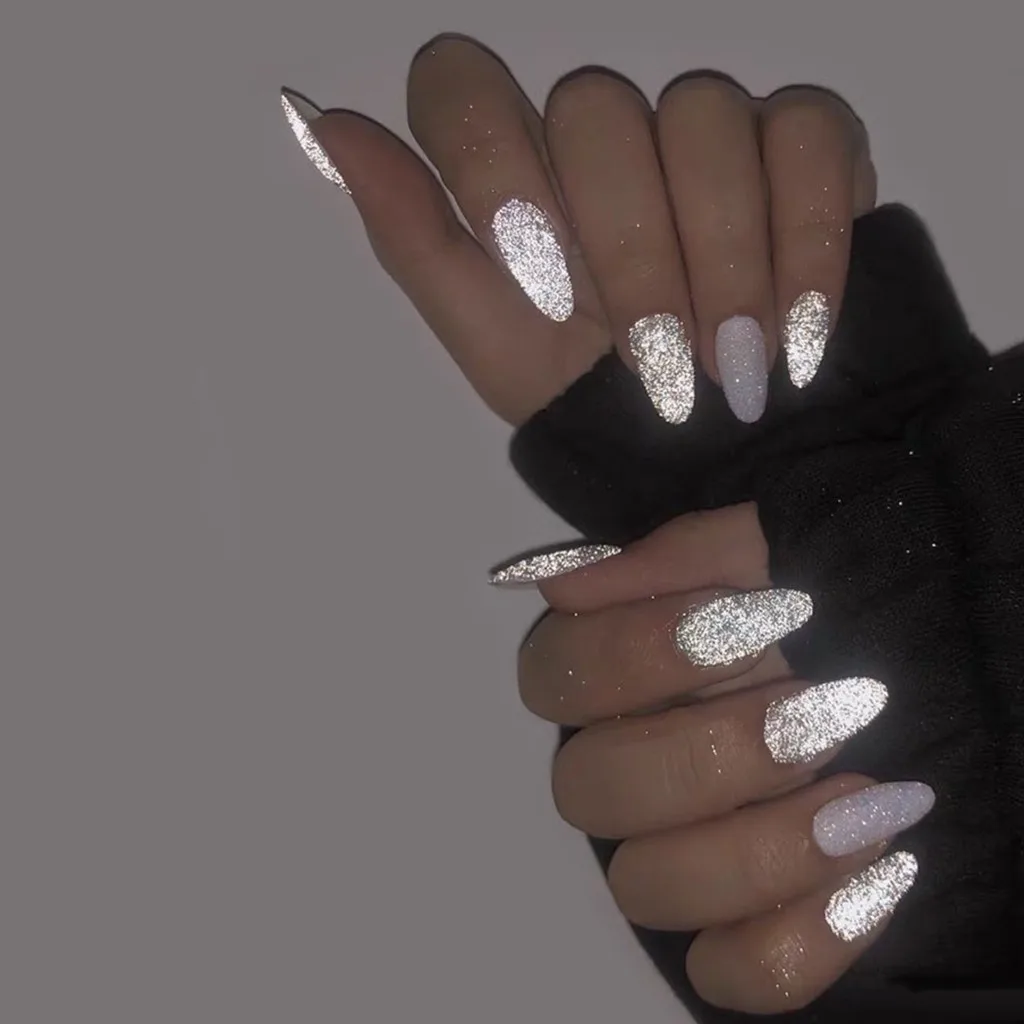 Силиконовая электрическая маленькая щетка для шампуня Соник массажный уход