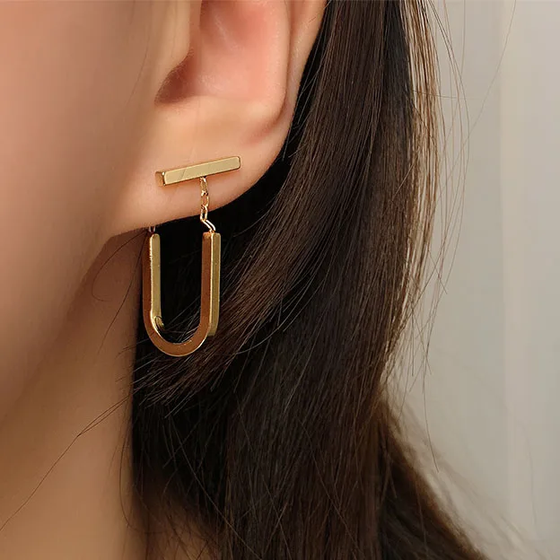 

Korean Style Fashion Special Personality Niche Design Gold Chain Pendant Pierced Stud Earrings For Women Ear Jewelry Gift