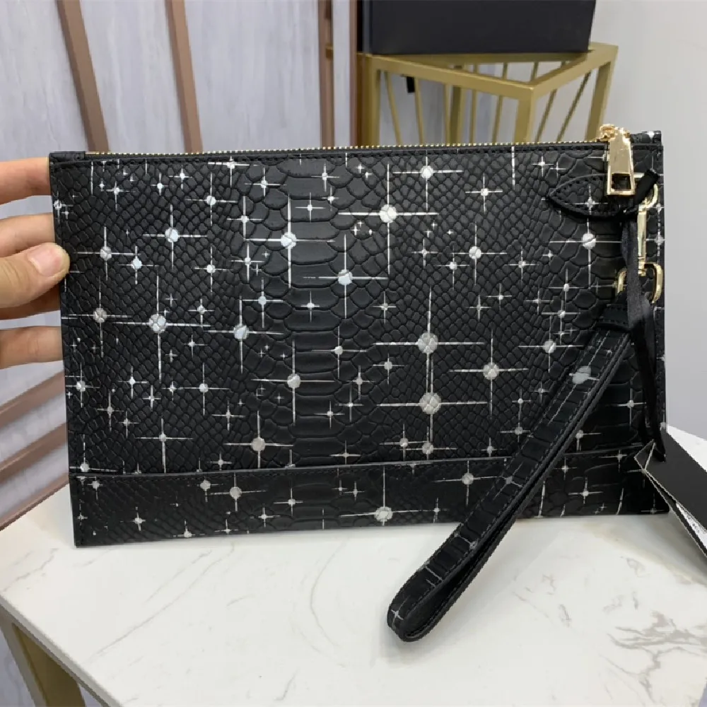 

2021 latest crocodile pattern fashion trend starry sky men's coin purse mobile phone hand wrist bag29cm