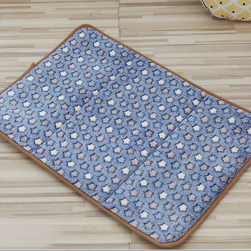 

2021 new dog bed pet accessories cat Mat for dogs dropshipping center Cat's house Plush supplies Home plaid Double sided four an