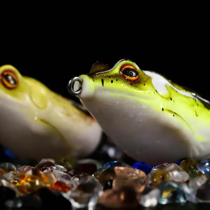 Рыболовная приманка Bionic thunder frog рыболовная 30 цветов 5 см/12 г поставка черной рыбы