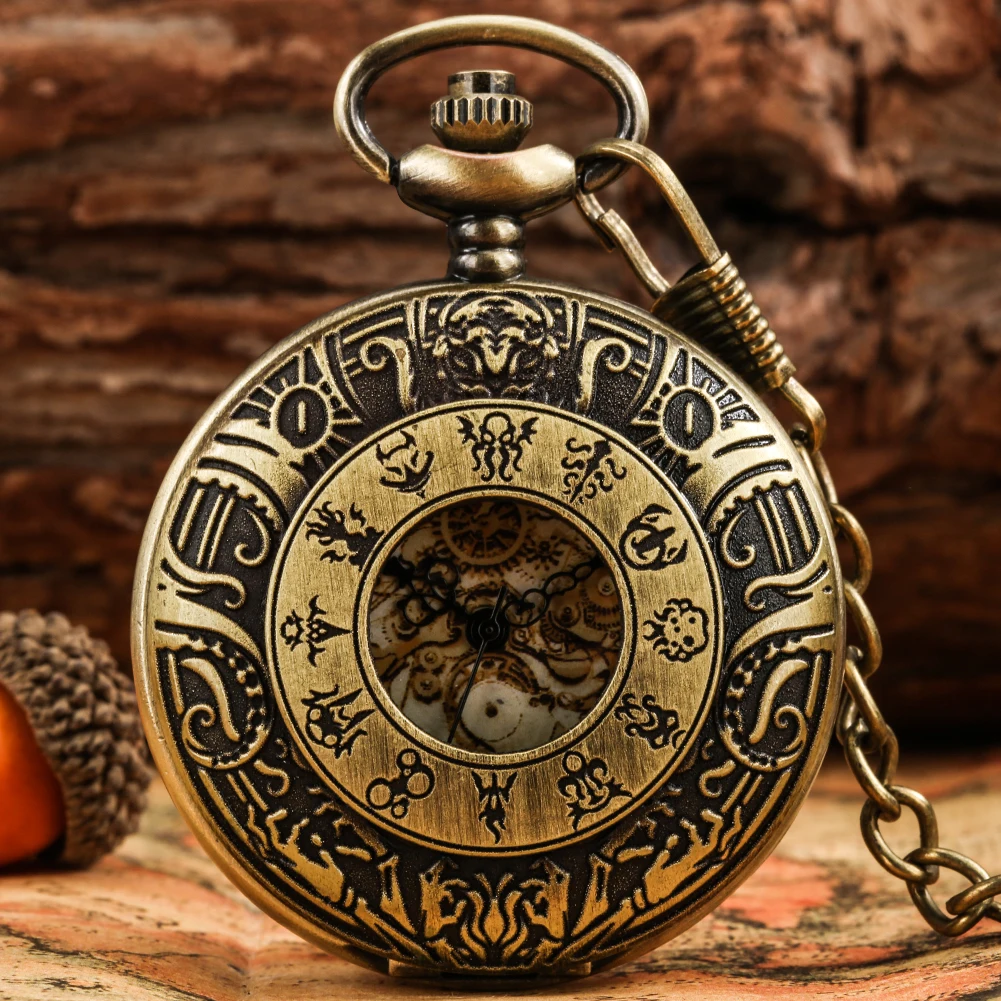 Vintage Pocket Watch Bronze Hollow Gear Engraving Pattern Quartz Pocket Watch Necklace Pendant Clock Chain Men Women Gift
