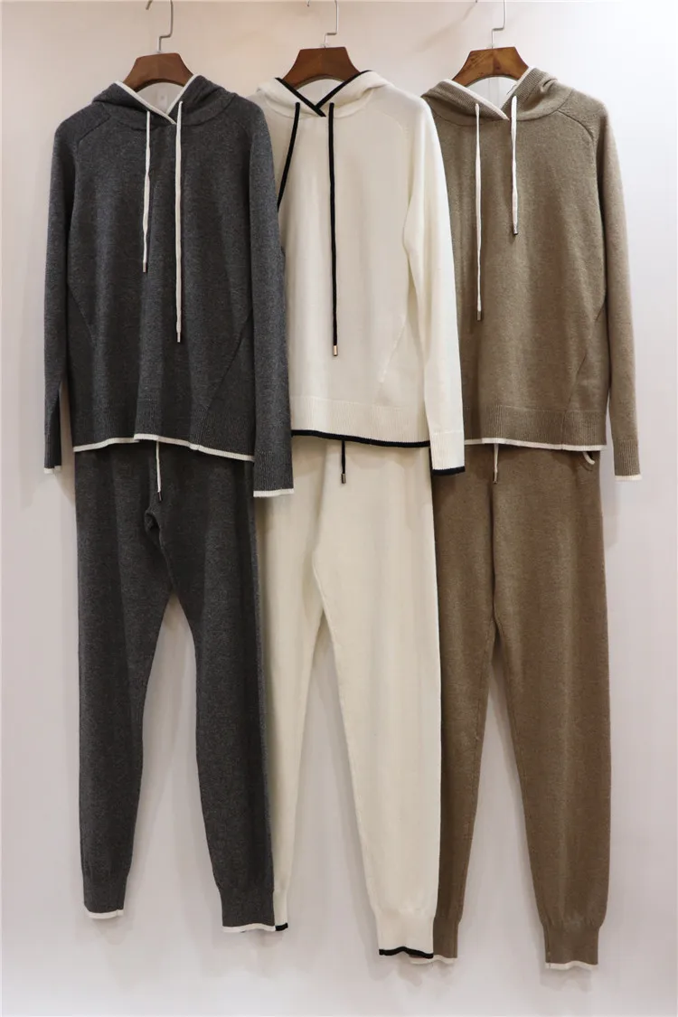 

2020 Hot Sale Women's Cashmere Suit 45% + 30% Wool 25% Fiber Fashion Hooded Sweater And Trousers Winter Warm Two-piece Women