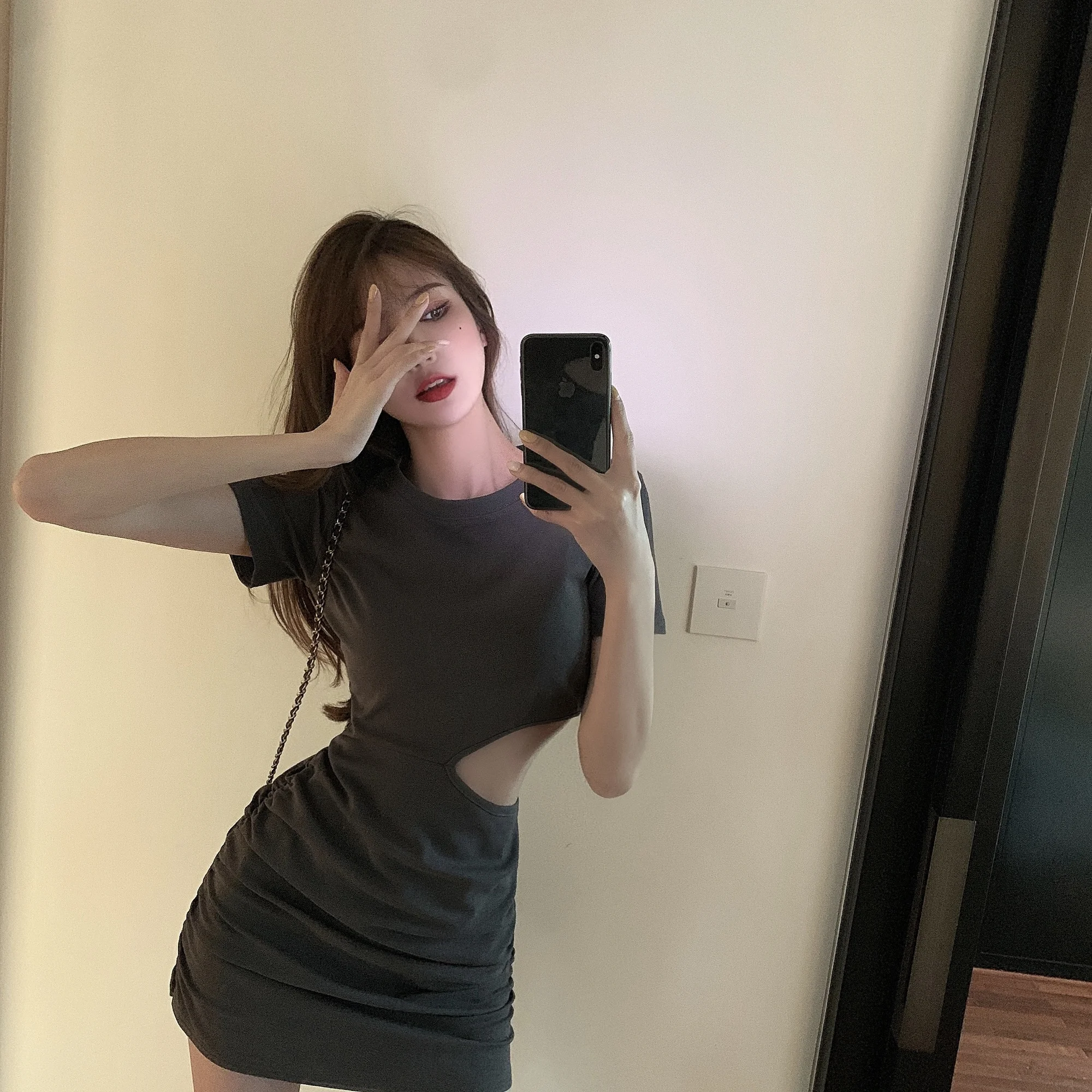 

Sexy Inspirational Hollow-out Pleated Slim-Fit Hip Skirt Summer New Retro Easy Matching Slim-Fit Short-Sleeved Dress for Women