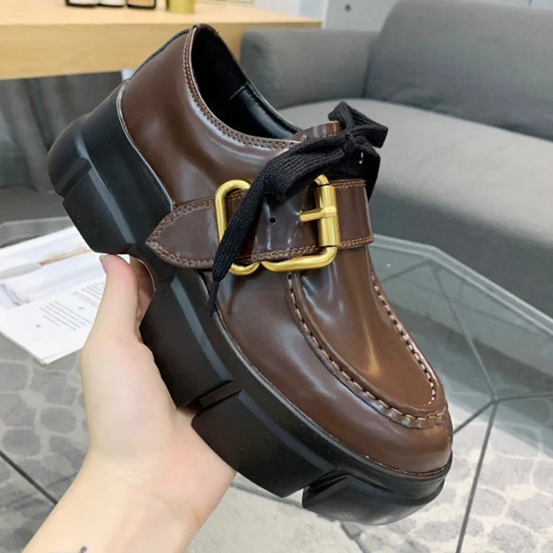 Женская повседневная обувь на шнуровке удобные туфли из натуральной кожи с