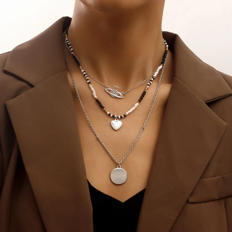 

Fashion String Beads Necklaces for Women Boho Black White Bead Charm Chain Simple Heart Circular Pendant Necklace Female Jewlery