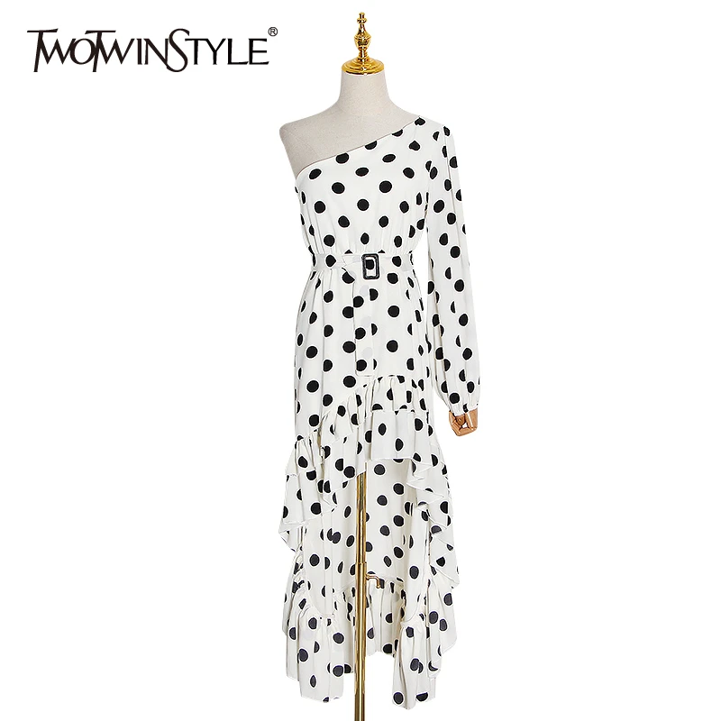 Платье в горошек TWOTWINSTYLE весеннее асимметричное платье с оборками воротником