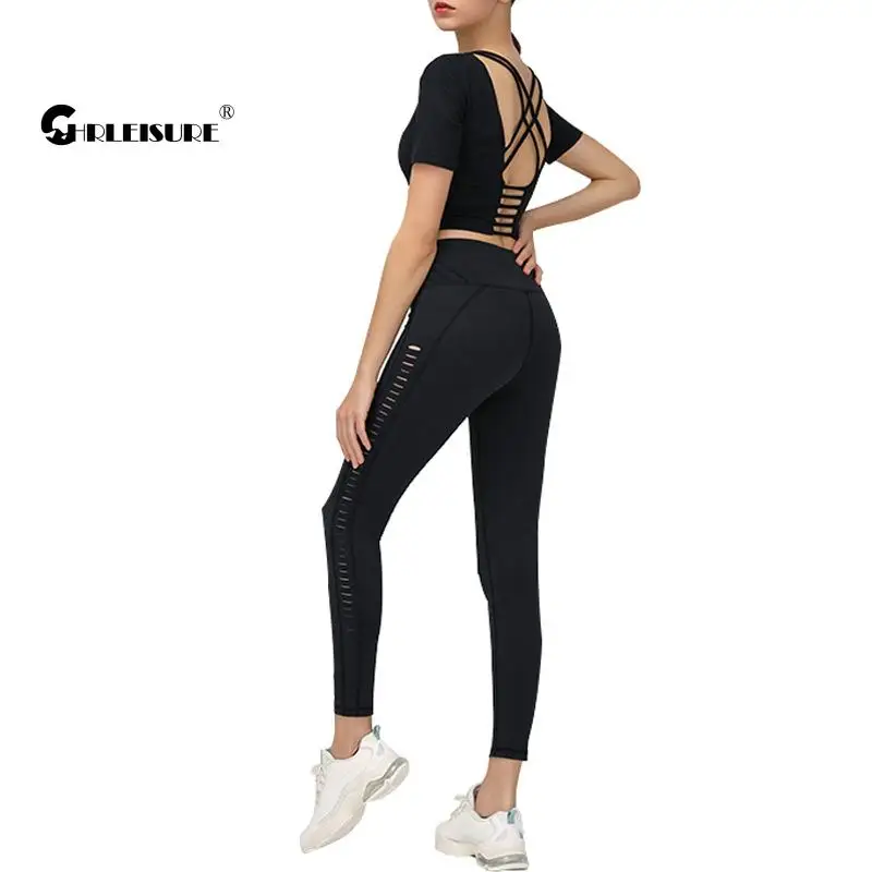 

CHRLEISURE Slim Women's T-Shirts Nudity Cross Back With Chest Pad Yoga Top Running Breathable Quick Dry Sports Short Sleeve