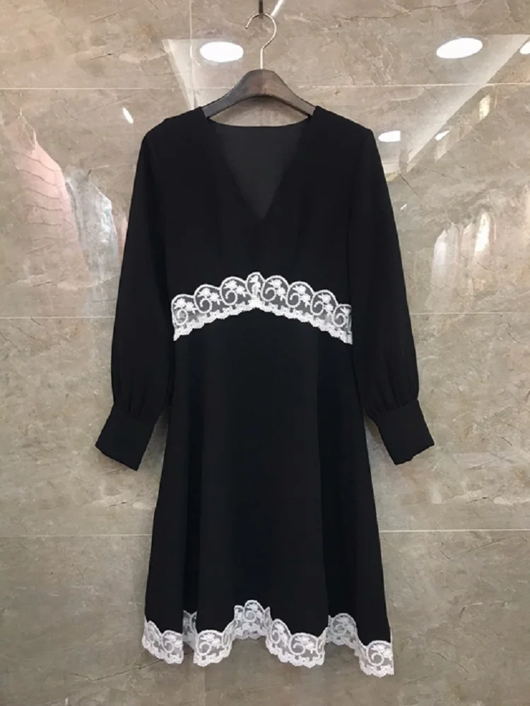 

2020 Spring Fashion Runway Dress High Quality Women V-Neck Sexy Sheer Lace Patchwork Long Sleeve Black Yellow Dress Above Knee