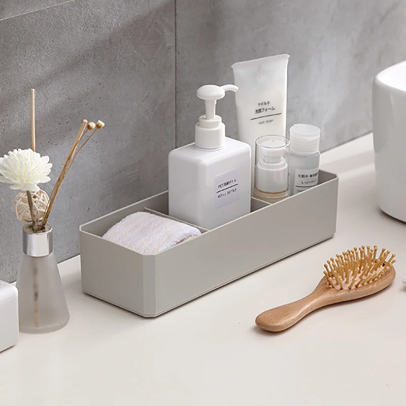 Простая косметическая коробка для хранения ювелирных изделий с тремя ячейками