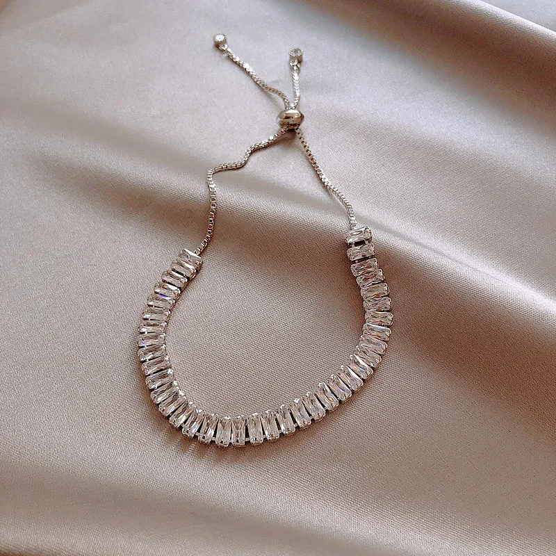 Браслет из розового золота серебряного цвета с большим цирконием милая Женская