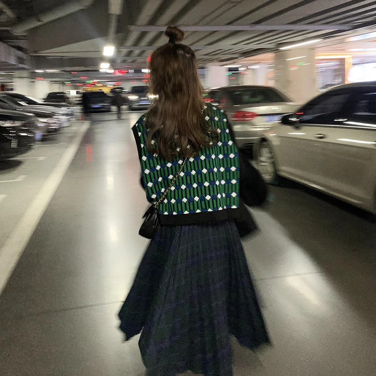 Женский вязаный свитер жилет весна 2020 корейский стиль винтажный пуловер в клетку