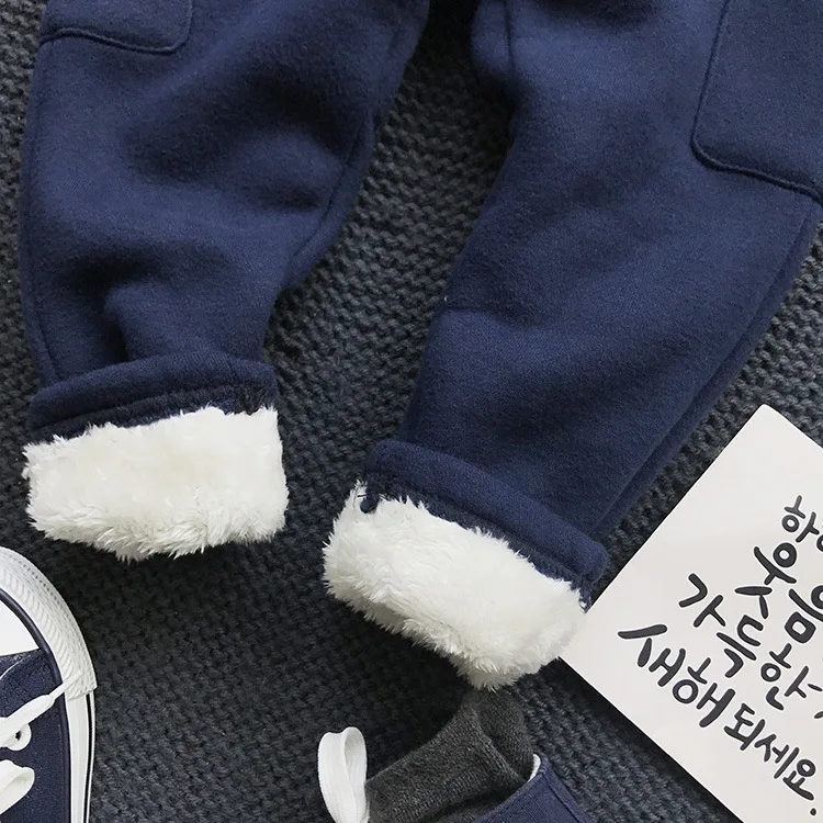 

2PCS WLG winter boys clothing set kids velvet patchwork hoodie and thick pant set baby boy warm casual clothes for 2-6 years