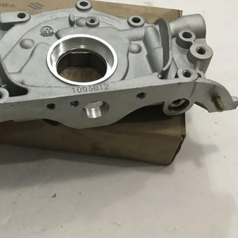 Новые оригинальные запчасти OEM автомобильный масляный насос для двигателя Suzuki