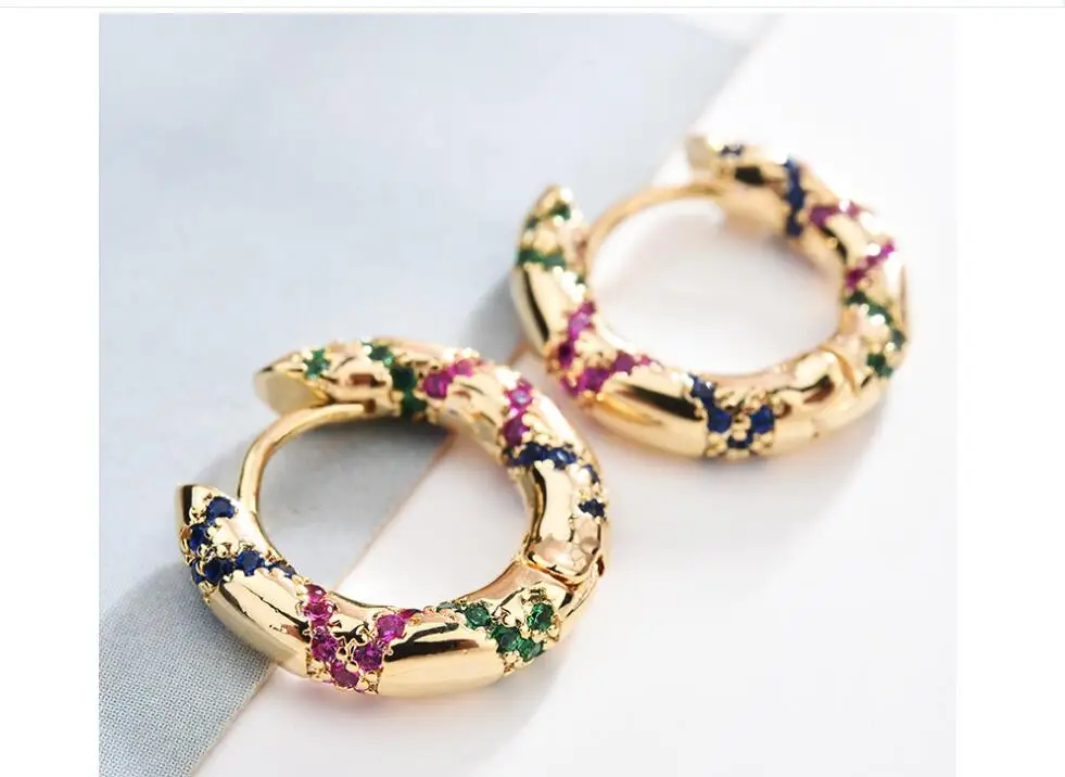 Женский Ретро Модный трендовый обруч с микро-инкрустированным дизайном |