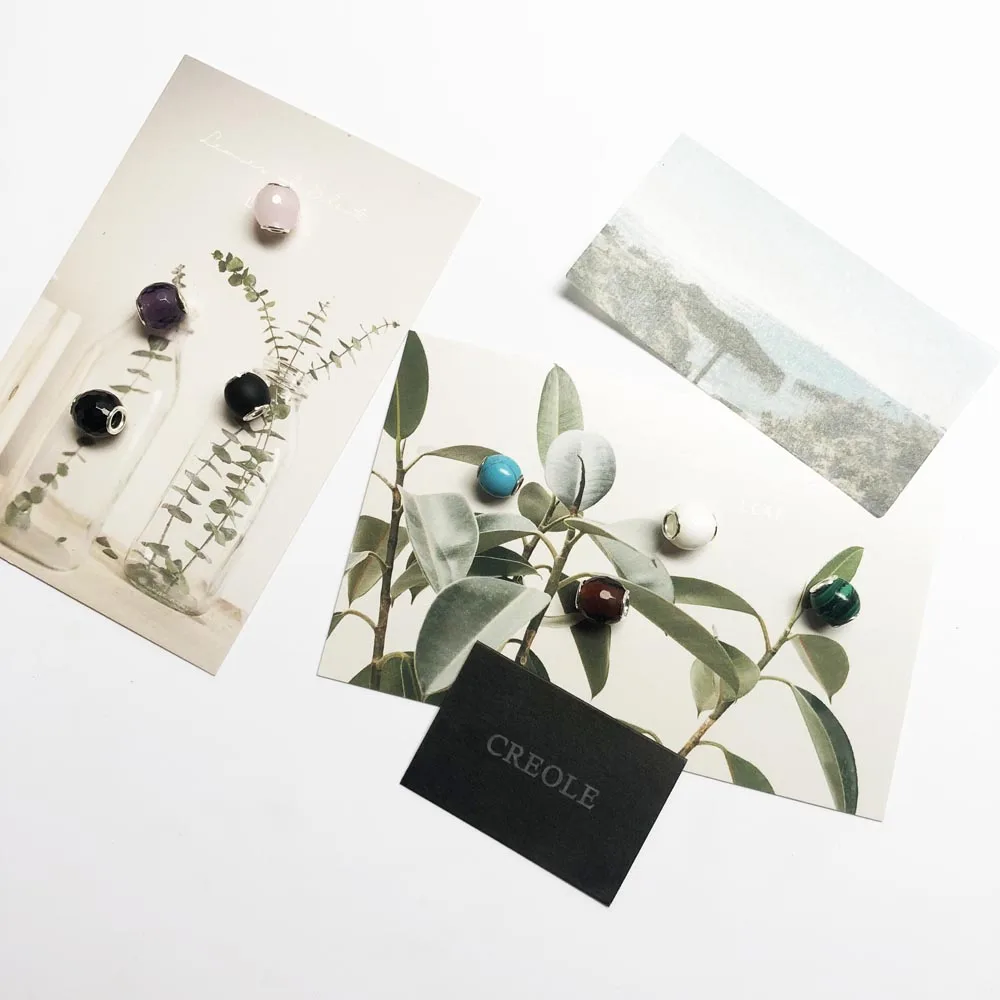 Голубой зеленый черный белый коричневый фиолетовый розовый Очаровательные бусы