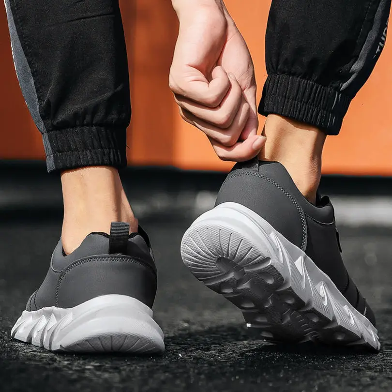 

Mens Running Shoes Summer New Style Men's Shoes Cross Border Large Size Ultra Light Men's Shoes Blade Sole Fashion Zapatos