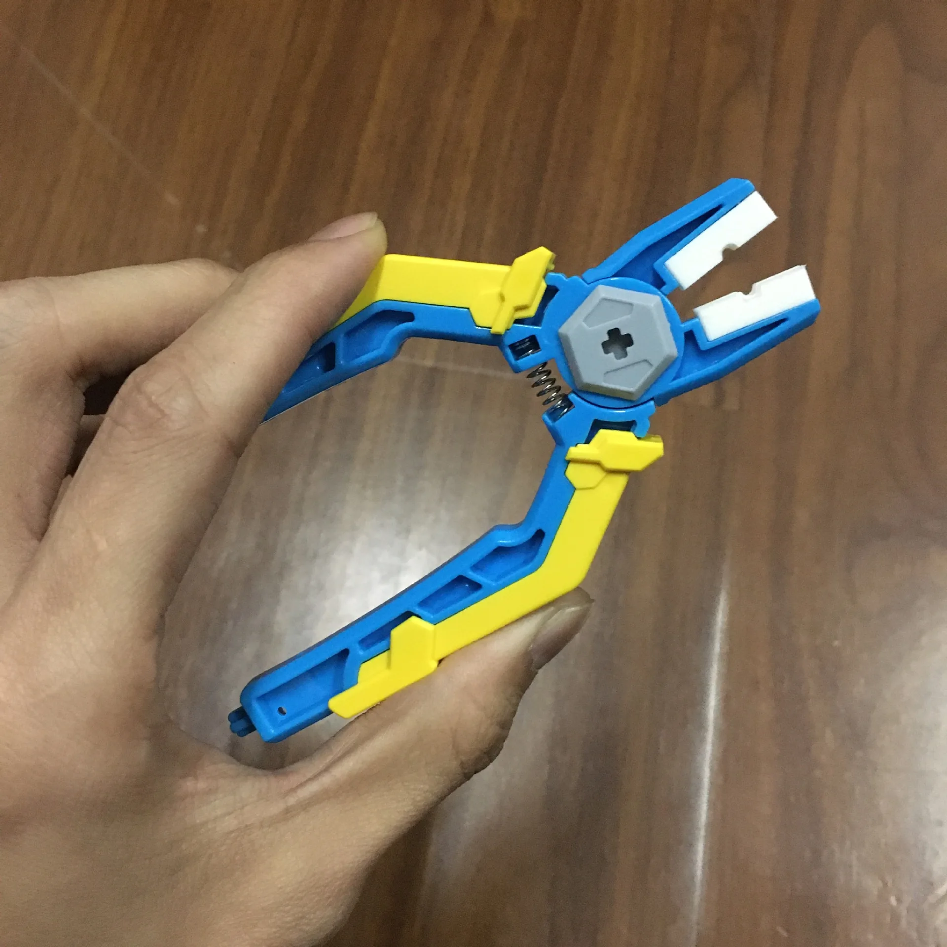 

Toy building block disassembler toy vise pin puller fight pin puller removal tool parts children's toys children