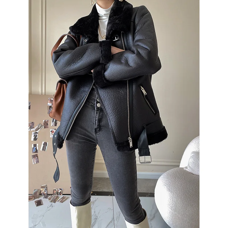 2021 Winter Coats Women Thick Faux Leather Fur Coat women's Warm Pu Faux Lamb Leather Jacket with Belt Oversized Outwear
