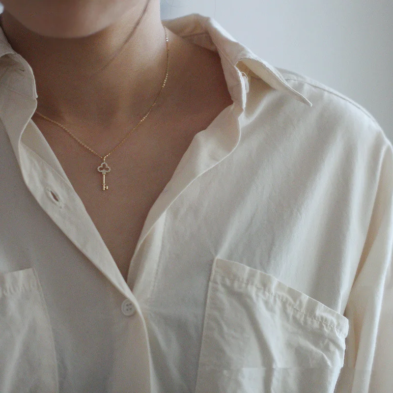 

Crystal Vintage Key Pendant Plating Necklace Women Light Luxury Temperament Dress Jewelry