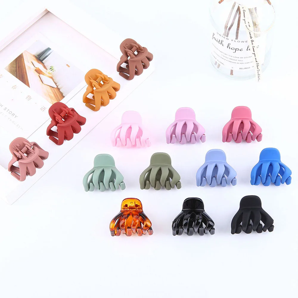 

1PC Banana Hair Clips Nonslip Small Claw for Women Girls Hair Accessories, Strong Matte Rubber Clamps Hold for Fine Thin Hair
