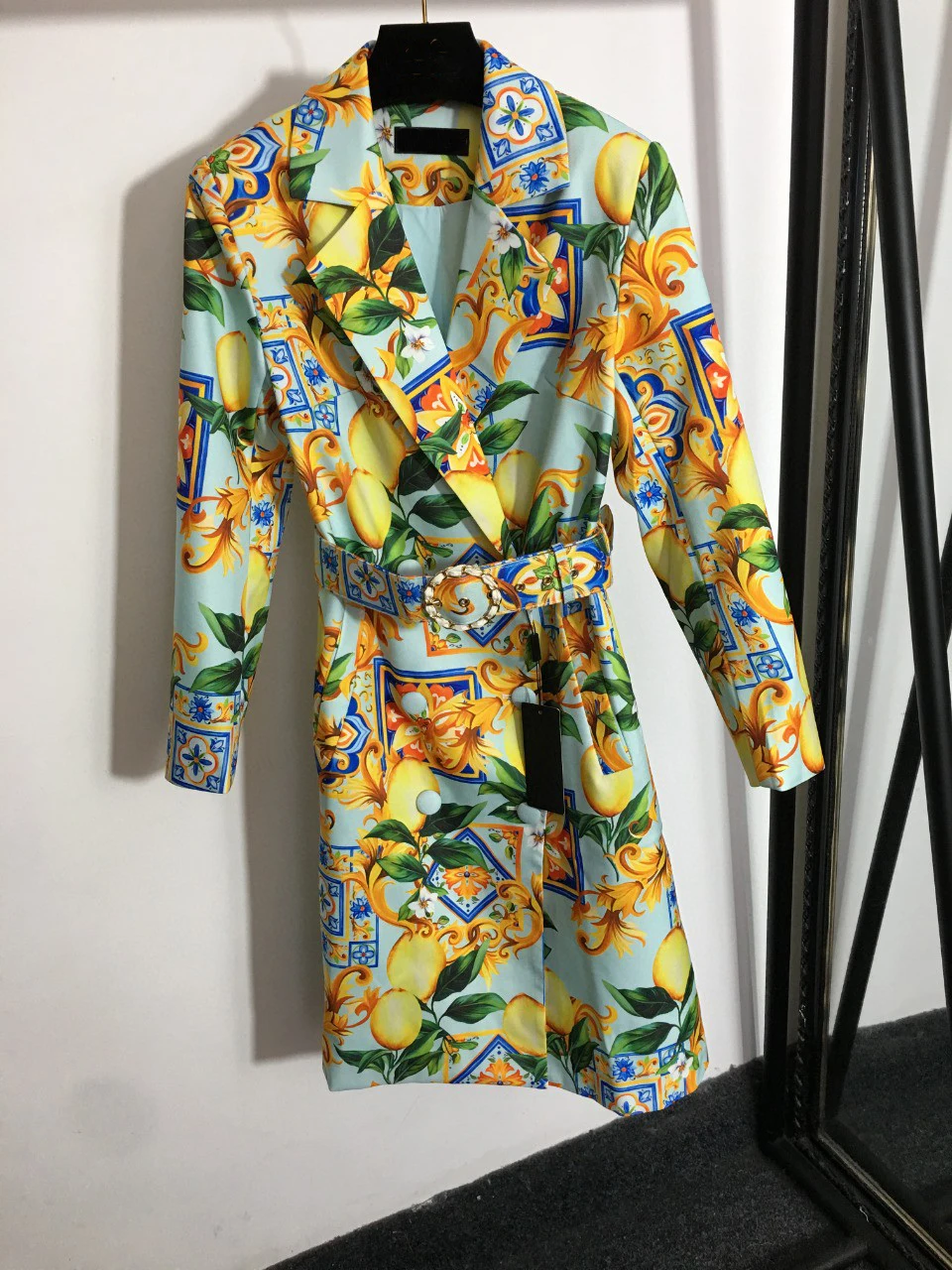 

High Quality Luxury Autumn Women's Retro Fashion Lemon Print Double-breasted Belt Waist Long-sleeved Trench Coat