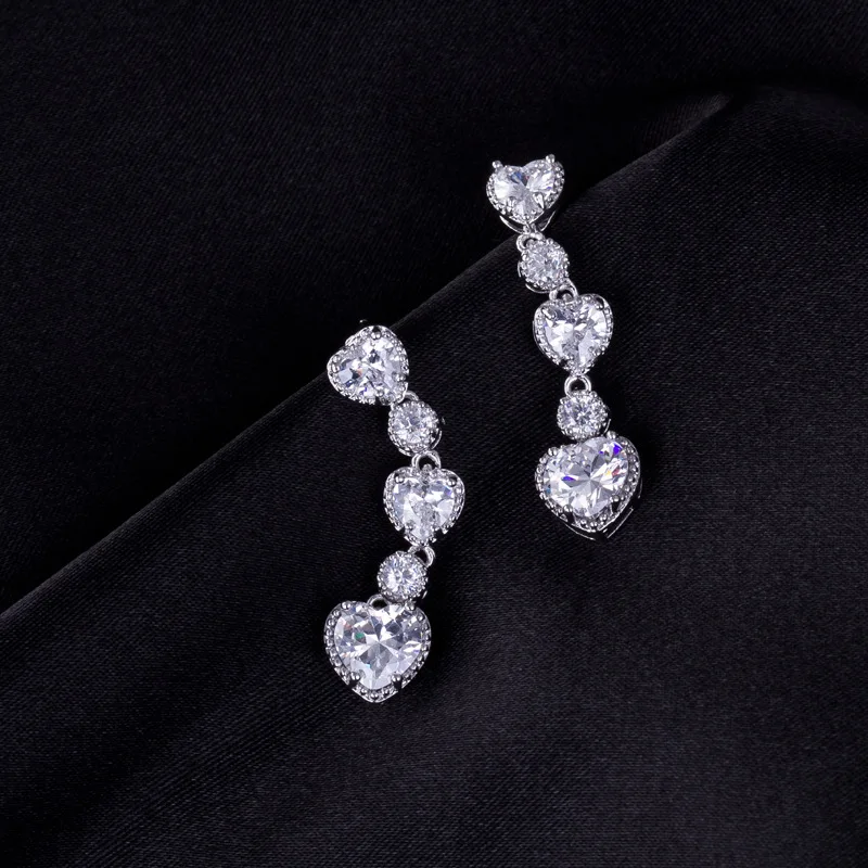 Женский ювелирный комплект из фианита серебристого цвета в форме сердца|jewelry