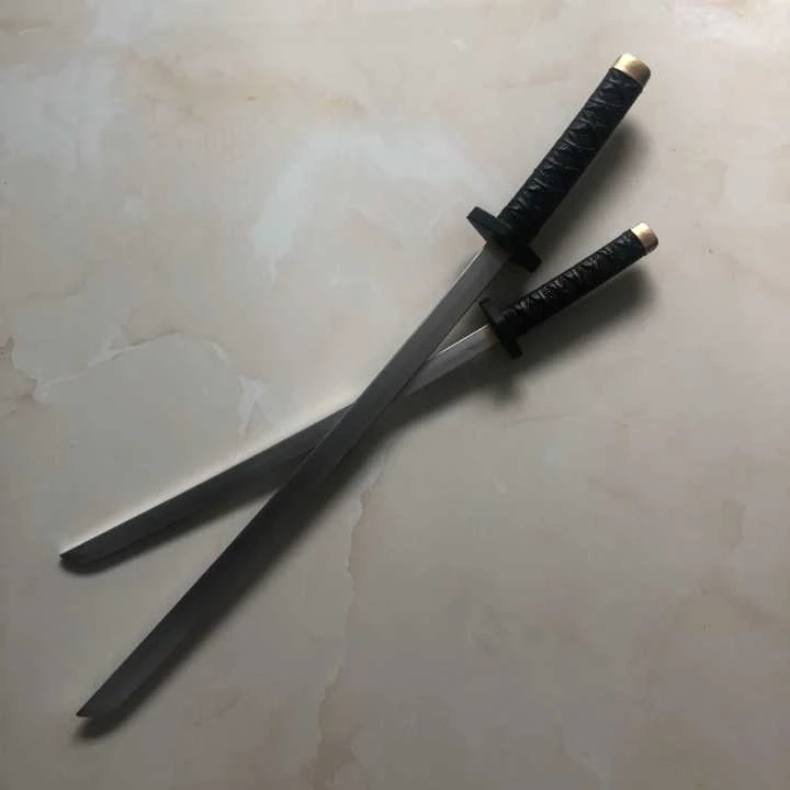 

Deadpool 61cm 76cm Sword Knife Cosplay Weapon Prop Role Play PU Action Figure Model Halloween Gift 2