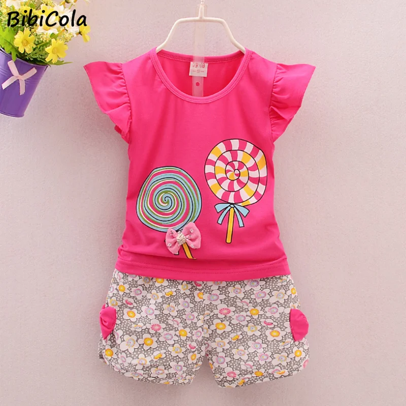 Комплект летней одежды для маленьких девочек Модная хлопковая футболка и шорты