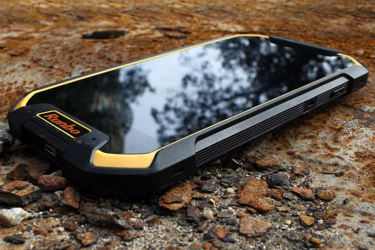 Runbo F1 Plus IP67 водонепроницаемый мобильный телефон 6 ГБ 64 ГБ Android 7,0 прочный IP68 мобильный телефон NFC Смартфон 5,5 дюймов 4G телефон