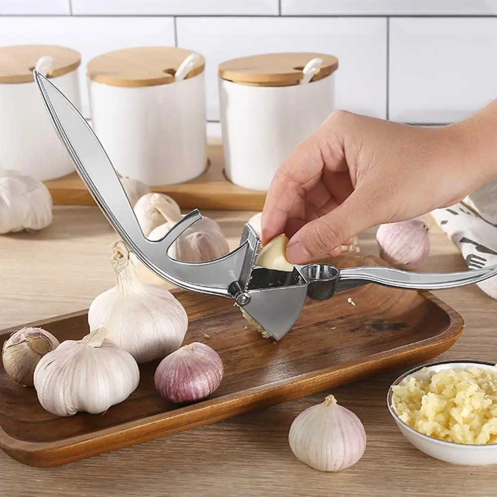 

1pc Garlic Press Crusher Kitchen Cooking Vegetables Handheld Ginger Squeezer Ginger Mincer Tools Accessories Masher Kitchen Y6V7