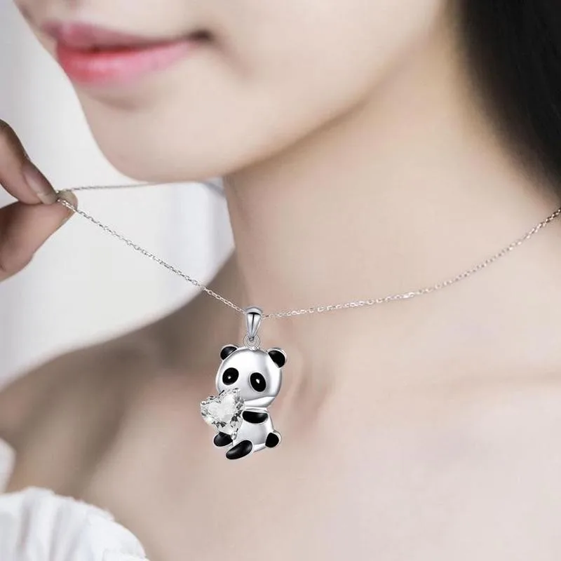 

Cute Panda Bear Necklace Pendant Heart Round Shape Charm Necklace Child Chokers Gift For Women Zircon Chain Necklace Collar H0I0