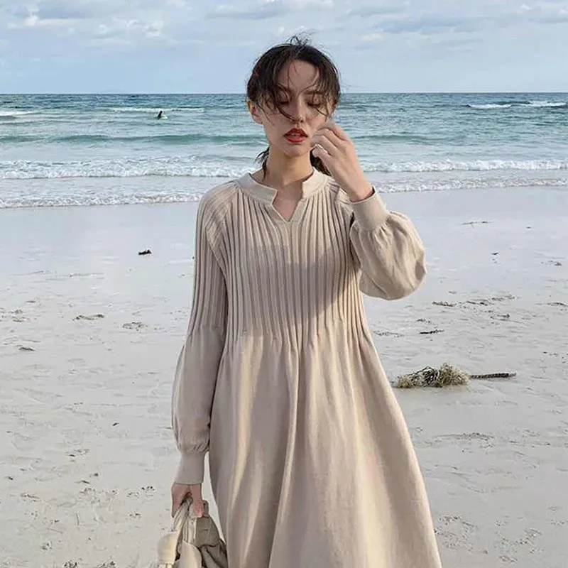 Женское трикотажное платье с рукавом-фонариком весеннее высокой талией