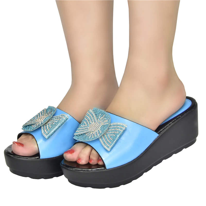 Женские шлепанцы элегантные туфли-лодочки на платформе резиновые летняя обувь