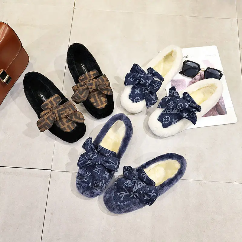 Меховая женская обувь Лоферы без шнуровки теплая плюшевая на плоской подошве с