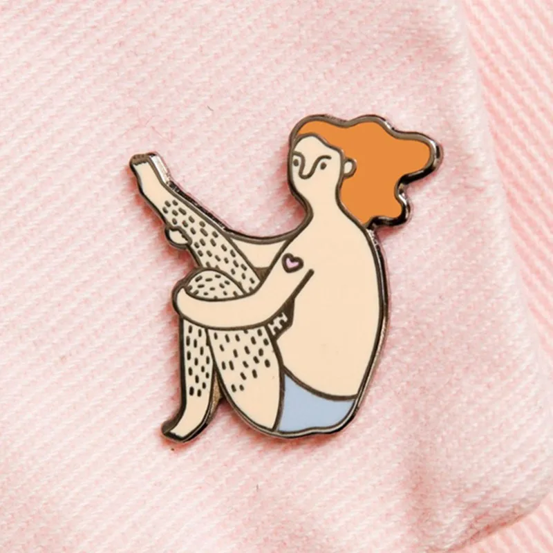 Мне нравятся ноги! Женская Брошь в виде пушистой феминистской фигуры Ginger Girl броши
