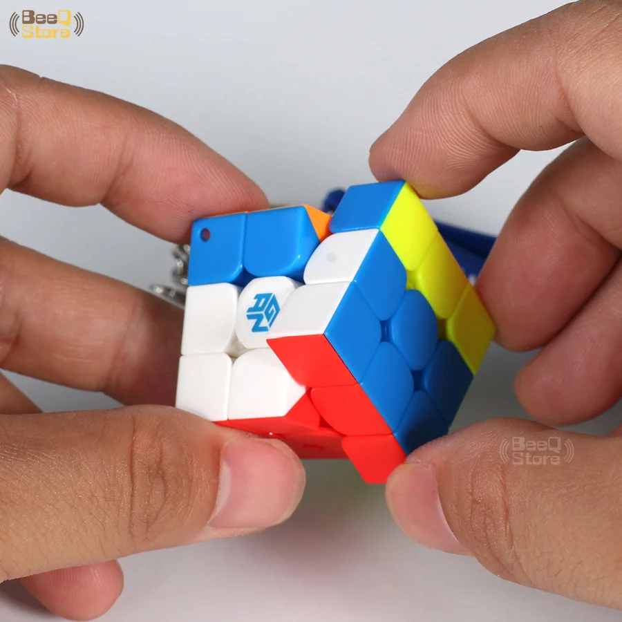 

GAN330 Speed Cube 3x3x3 Keychain Cube 3x3 Cubo Magico 3x3x3 Magic Cubes GAN 330 Speedcube Cubeing Cuber Puzzle Toy