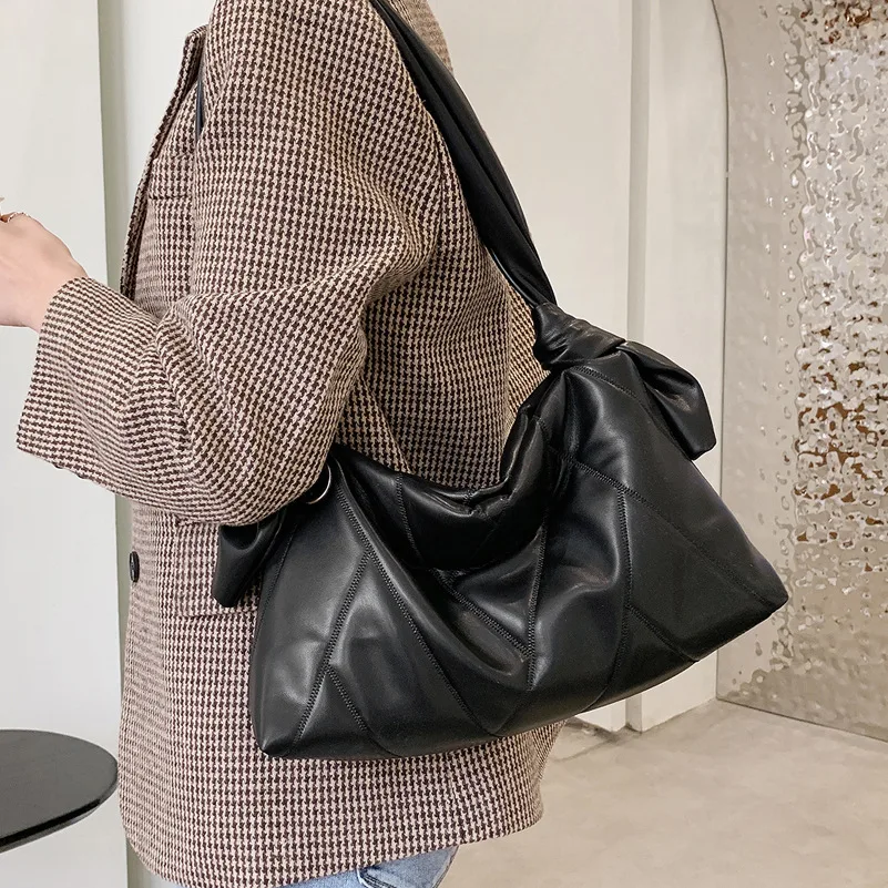 

PU Leather Shoulder Bag for Women Solid Mini Handbags and Purse Fashion Designer Underarm Hobo Bags Ladies Clutch Purse Bolsa
