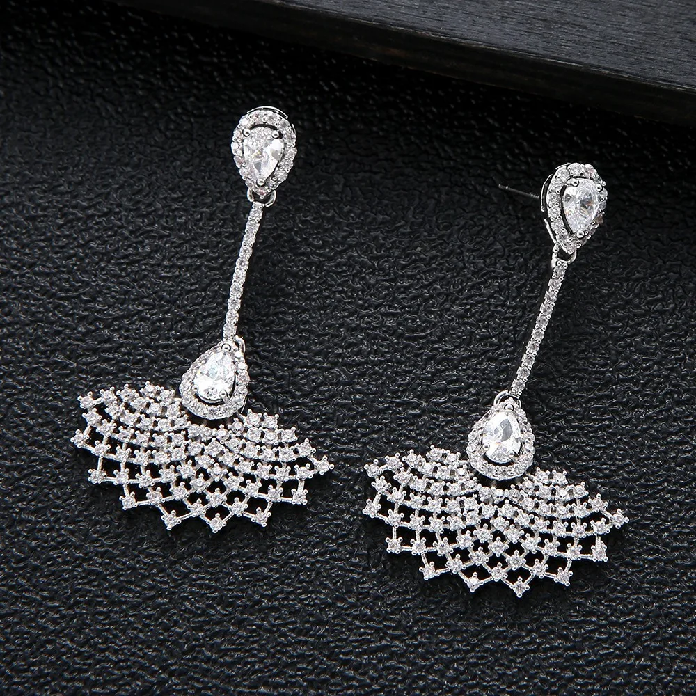 

Роскошные симметричные длинные серьги-подвески AMC в форме веера, золотистые/Серебристые Длинные серьги-подвески, циркониевые ювелирные изд...