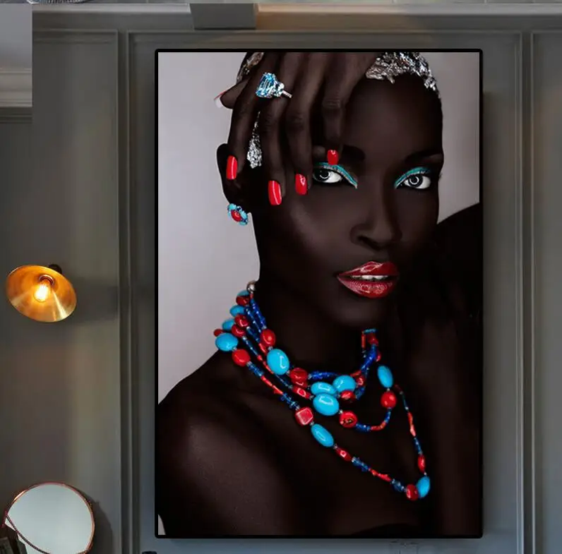 Одна деталь стены Искусство черный Африканский Обнаженная женщина красные губы
