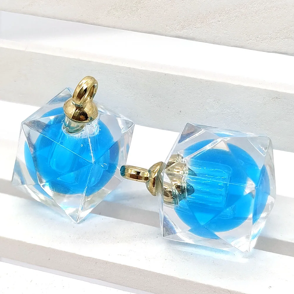 

5pcs/bag Acrylic Pendant Transparent Polygon Color Handmade Pendant Designer Fashion Belt Bead Jewelry Making Accessories